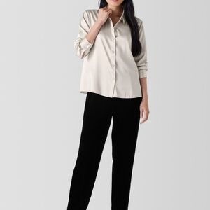 Eileen Fisher black velvet pants. Side zip, flat front,